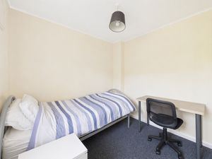 Photo 19- click for photo gallery